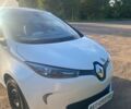 Белый Рено Зое, объемом двигателя 0 л и пробегом 95 тыс. км за 6200 $, фото 3 на Automoto.ua