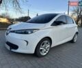 Белый Рено Зое, объемом двигателя 0 л и пробегом 120 тыс. км за 5999 $, фото 5 на Automoto.ua