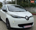 Белый Рено Зое, объемом двигателя 0 л и пробегом 158 тыс. км за 5999 $, фото 1 на Automoto.ua
