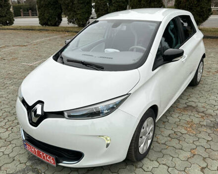 Білий Рено Зое, об'ємом двигуна 0 л та пробігом 72 тис. км за 5999 $, фото 8 на Automoto.ua