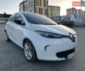 Белый Рено Зое, объемом двигателя 0 л и пробегом 120 тыс. км за 5999 $, фото 11 на Automoto.ua