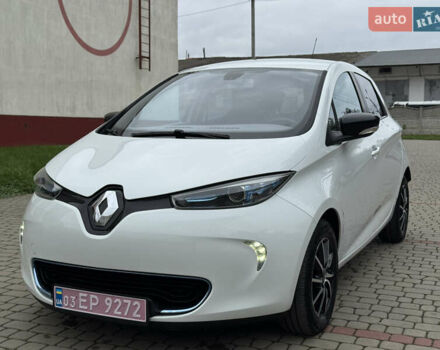 Белый Рено Зое, объемом двигателя 0 л и пробегом 158 тыс. км за 5999 $, фото 3 на Automoto.ua