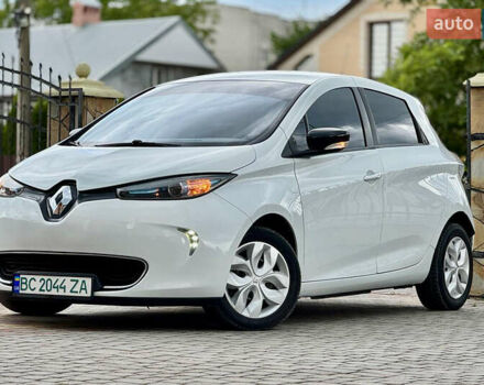 Білий Рено Зое, об'ємом двигуна 0 л та пробігом 129 тис. км за 6699 $, фото 5 на Automoto.ua
