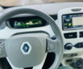 Белый Рено Зое, объемом двигателя 0 л и пробегом 106 тыс. км за 5600 $, фото 13 на Automoto.ua