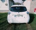 Белый Рено Зое, объемом двигателя 0 л и пробегом 160 тыс. км за 6000 $, фото 4 на Automoto.ua