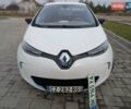 Белый Рено Зое, объемом двигателя 0 л и пробегом 154 тыс. км за 5700 $, фото 8 на Automoto.ua
