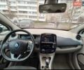 Білий Рено Зое, об'ємом двигуна 0 л та пробігом 143 тис. км за 7000 $, фото 11 на Automoto.ua