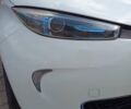 Белый Рено Зое, объемом двигателя 0 л и пробегом 53 тыс. км за 6000 $, фото 11 на Automoto.ua