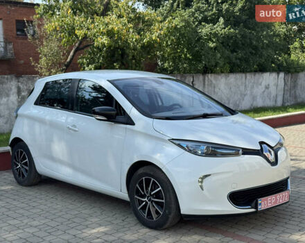 Белый Рено Зое, объемом двигателя 0 л и пробегом 155 тыс. км за 6300 $, фото 7 на Automoto.ua