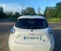 Белый Рено Зое, объемом двигателя 0 л и пробегом 95 тыс. км за 6200 $, фото 4 на Automoto.ua