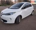 Белый Рено Зое, объемом двигателя 0 л и пробегом 144 тыс. км за 5999 $, фото 1 на Automoto.ua