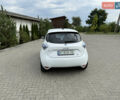 Белый Рено Зое, объемом двигателя 0 л и пробегом 91 тыс. км за 6300 $, фото 9 на Automoto.ua