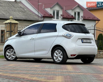 Білий Рено Зое, об'ємом двигуна 0 л та пробігом 129 тис. км за 6699 $, фото 26 на Automoto.ua