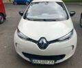 Белый Рено Зое, объемом двигателя 0 л и пробегом 26 тыс. км за 8000 $, фото 1 на Automoto.ua