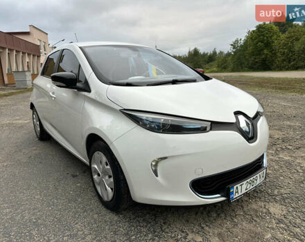 Белый Рено Зое, объемом двигателя 0 л и пробегом 104 тыс. км за 6570 $, фото 106 на Automoto.ua