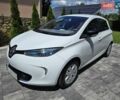 Белый Рено Зое, объемом двигателя 0 л и пробегом 166 тыс. км за 5999 $, фото 1 на Automoto.ua