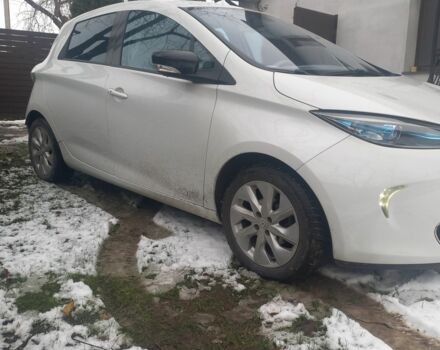 Белый Рено Зое, объемом двигателя 0 л и пробегом 150 тыс. км за 5550 $, фото 3 на Automoto.ua