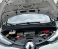 Білий Рено Зое, об'ємом двигуна 0 л та пробігом 136 тис. км за 6100 $, фото 9 на Automoto.ua