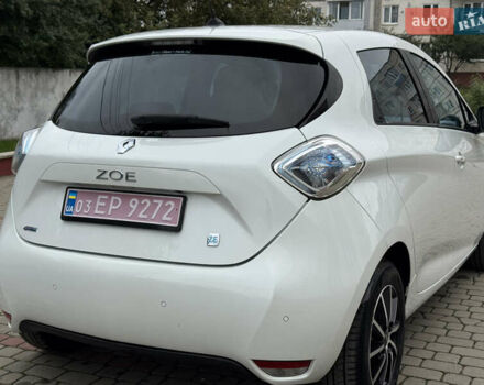 Белый Рено Зое, объемом двигателя 0 л и пробегом 158 тыс. км за 5999 $, фото 9 на Automoto.ua