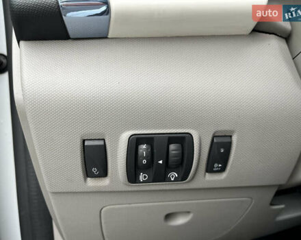 Рено Зое 2013 в Житомире на Automoto.ua Белый Рено Зое, объемом двигателя 0 л и пробегом 130 тыс. км за 6300 $, фото 31 на Automoto.ua
