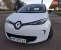 Белый Рено Зое, объемом двигателя 0 л и пробегом 144 тыс. км за 5999 $, фото 5 на Automoto.ua