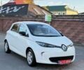 Белый Рено Зое, объемом двигателя 0 л и пробегом 84 тыс. км за 6500 $, фото 1 на Automoto.ua