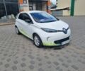 Белый Рено Зое, объемом двигателя 0 л и пробегом 53 тыс. км за 6600 $, фото 1 на Automoto.ua