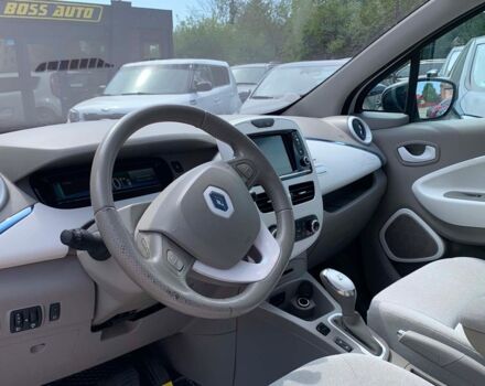 Белый Рено Зое, объемом двигателя 24 л и пробегом 81 тыс. км за 7950 $, фото 7 на Automoto.ua