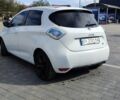 Белый Рено Зое, объемом двигателя 0 л и пробегом 78 тыс. км за 6400 $, фото 7 на Automoto.ua