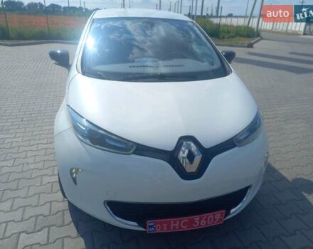 Белый Рено Зое, объемом двигателя 0 л и пробегом 150 тыс. км за 5600 $, фото 3 на Automoto.ua