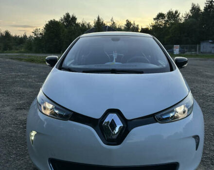 Белый Рено Зое, объемом двигателя 0 л и пробегом 104 тыс. км за 6820 $, фото 24 на Automoto.ua