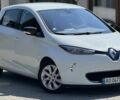 Белый Рено Зое, объемом двигателя 0 л и пробегом 160 тыс. км за 5650 $, фото 1 на Automoto.ua