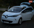 Білий Рено Зое, об'ємом двигуна 0 л та пробігом 122 тис. км за 5999 $, фото 56 на Automoto.ua