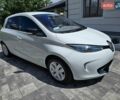 Белый Рено Зое, объемом двигателя 0 л и пробегом 166 тыс. км за 5999 $, фото 8 на Automoto.ua