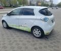 Белый Рено Зое, объемом двигателя 0 л и пробегом 53 тыс. км за 6100 $, фото 7 на Automoto.ua