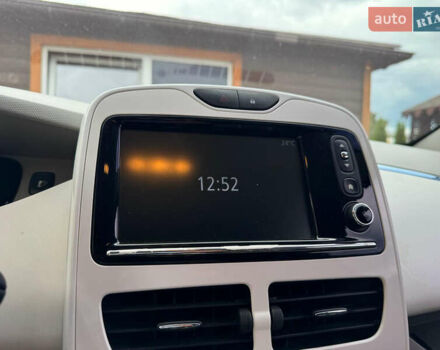 Білий Рено Зое, об'ємом двигуна 0 л та пробігом 129 тис. км за 6699 $, фото 67 на Automoto.ua