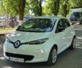 Белый Рено Зое, объемом двигателя 0 л и пробегом 27 тыс. км за 6950 $, фото 1 на Automoto.ua