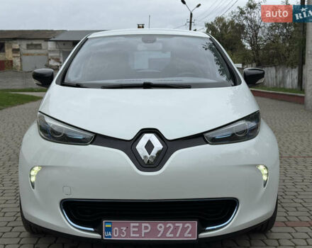 Белый Рено Зое, объемом двигателя 0 л и пробегом 158 тыс. км за 5999 $, фото 2 на Automoto.ua
