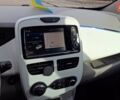 Белый Рено Зое, объемом двигателя 0 л и пробегом 100 тыс. км за 7500 $, фото 34 на Automoto.ua