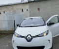 Белый Рено Зое, объемом двигателя 0 л и пробегом 211 тыс. км за 5800 $, фото 1 на Automoto.ua