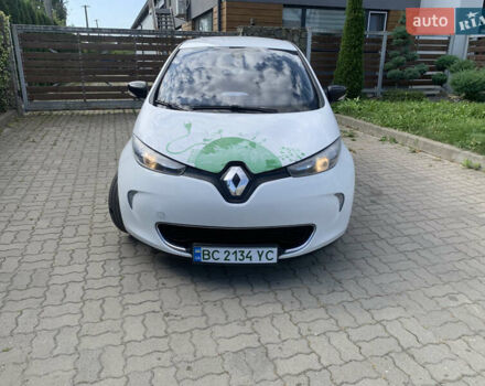 Рено Зое 2014 в Стрые на Automoto.ua Белый Рено Зое, объемом двигателя 0 л и пробегом 235 тыс. км за 7500 $, фото 3 на Automoto.ua