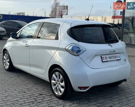 Белый Рено Зое, объемом двигателя 0 л и пробегом 167 тыс. км за 6599 $, фото 13 на Automoto.ua