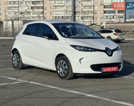 Білий Рено Зое, об'ємом двигуна 0 л та пробігом 115 тис. км за 6550 $, фото 17 на Automoto.ua