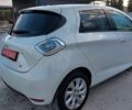 Белый Рено Зое, объемом двигателя 0 л и пробегом 112 тыс. км за 6700 $, фото 10 на Automoto.ua