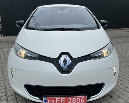 Белый Рено Зое, объемом двигателя 0 л и пробегом 98 тыс. км за 7000 $, фото 2 на Automoto.ua