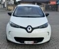 Белый Рено Зое, объемом двигателя 0 л и пробегом 167 тыс. км за 6599 $, фото 12 на Automoto.ua