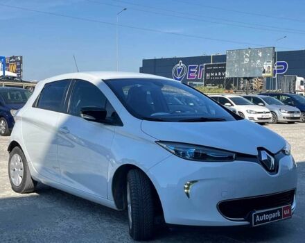 Белый Рено Зое, объемом двигателя 0 л и пробегом 56 тыс. км за 6440 $, фото 2 на Automoto.ua