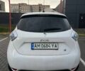 Белый Рено Зое, объемом двигателя 0 л и пробегом 153 тыс. км за 5400 $, фото 13 на Automoto.ua