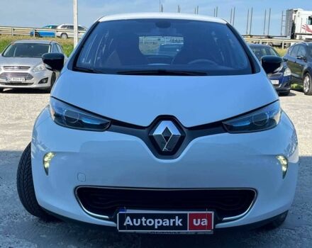 Белый Рено Зое, объемом двигателя 0 л и пробегом 56 тыс. км за 6440 $, фото 1 на Automoto.ua