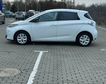 Белый Рено Зое, объемом двигателя 0 л и пробегом 50 тыс. км за 6300 $, фото 3 на Automoto.ua